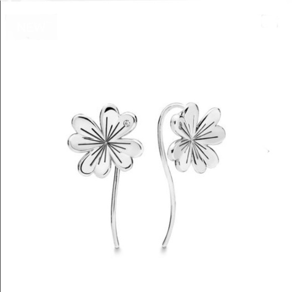 Pandora LUCKY FOUR-LEAF CLOVER Earrings, 297908CZ - Picture 1 of 8